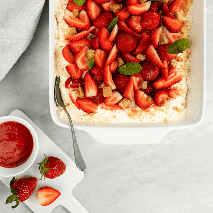 Tiramisu mit Erdbeeren und LEICHT&CROSS Scheiben