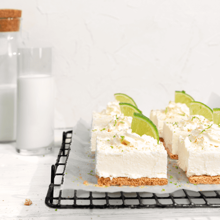 No Bake LEICHT&CROSS Bites mit Kokos und Limette