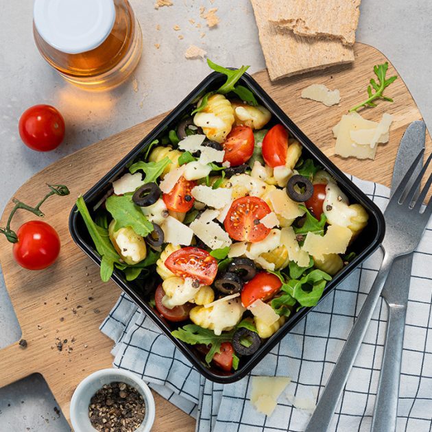 Gnocchi-Salat mit Käse-Dressing - LEICHT&amp;CROSS